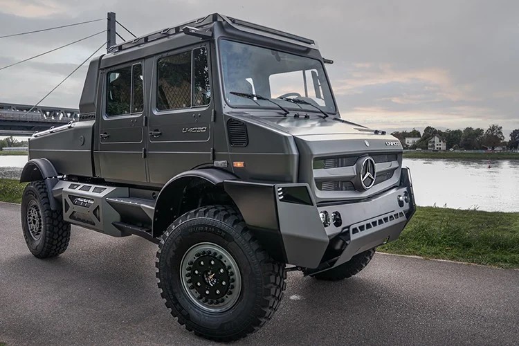 Mercedes-Benz làm mới hình ảnh Unimog bằng phiên bản off-road cao cấp