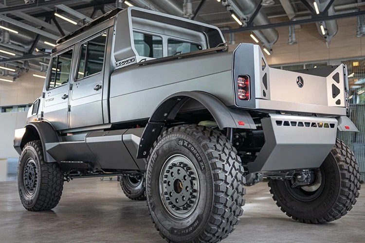 Mercedes-Benz làm mới hình ảnh Unimog bằng phiên bản off-road cao cấp
