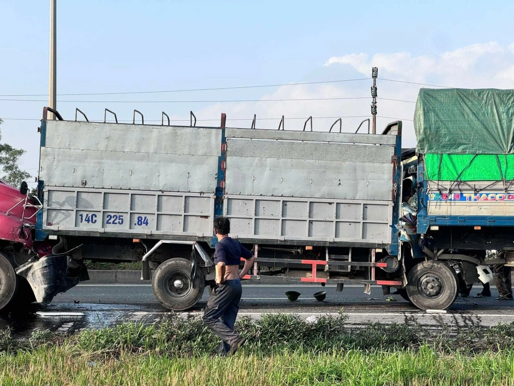 Nguyên nhân ban đầu dẫn đến tai nạn liên hoàn 7 xe trên Quốc lộ 5 ở Hải Phòng Nguyên nhân ban đầu dẫn đến tai nạn liên hoàn 7 xe trên Quốc lộ 5 ở Hải Phòng