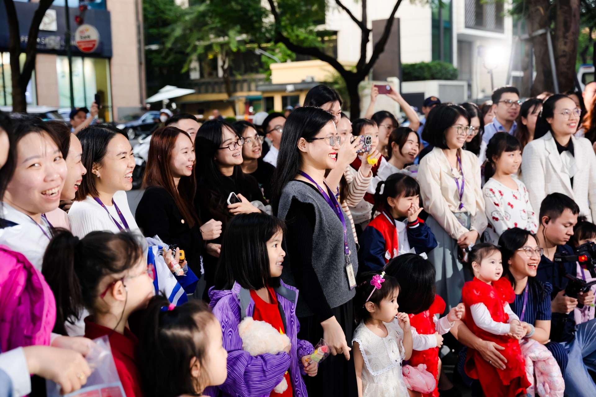 TPBank thắp sáng Giáng sinh bằng trải nghiệm số và những khoảnh khắc gần gũi TPBank thắp sáng Giáng sinh bằng trải nghiệm số và những khoảnh khắc gần gũi