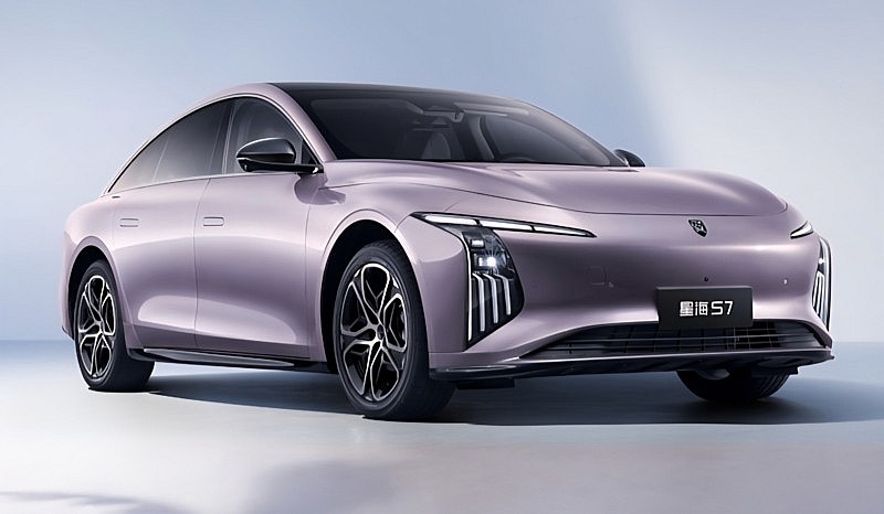 Phó Chủ tịch Geely chỉ trích ngành ô tô Trung Quốc Vẻ ngoài của Dongfeng Forthing Xinghai S7