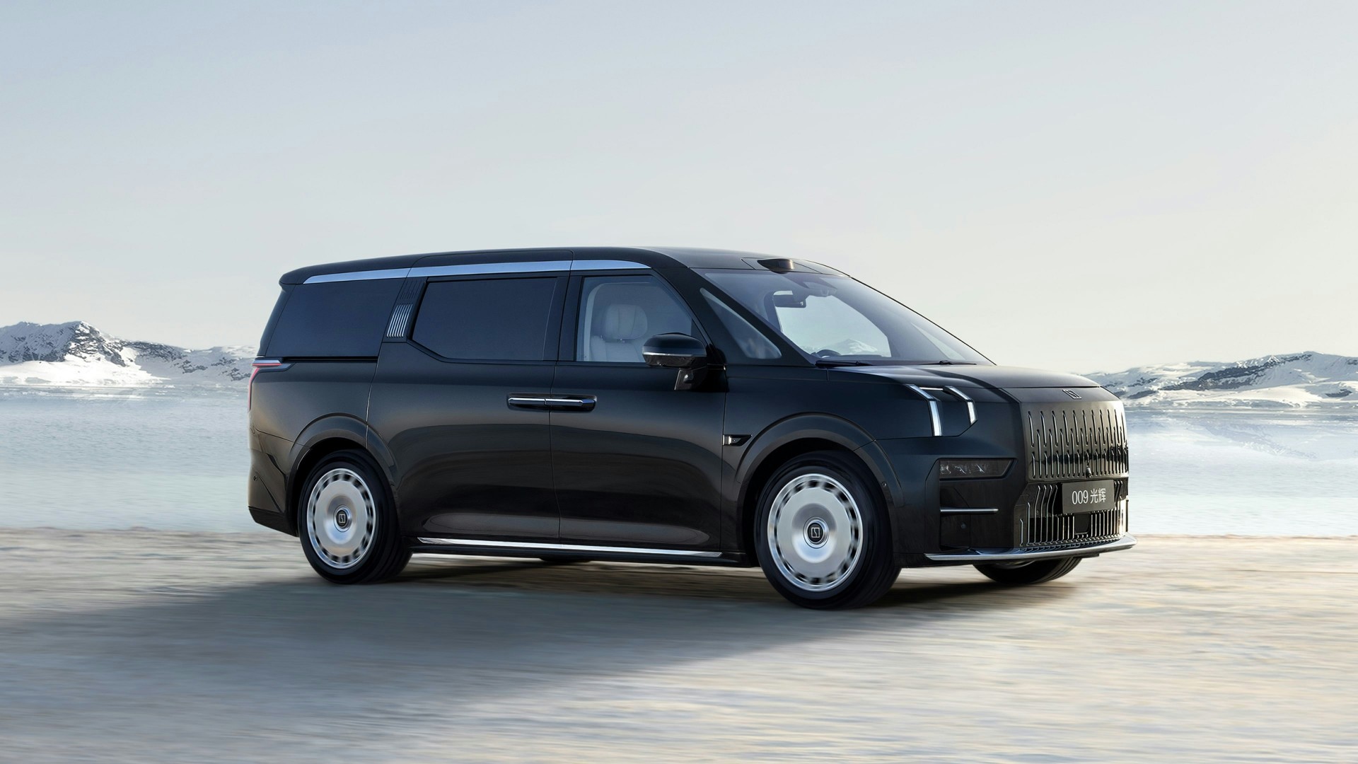 Tasco Auto ra mắt loạt xe cao cấp gồm hai xe Zeekr và ba xe Lotus trong năm 2026 Hình ảnh MPV điện Zeekr 009