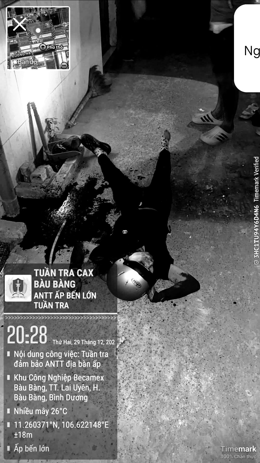 Nghi phạm tông vào đuôi xe tải tử vong sau khi sát hại cô gái trong nhà trọ ở TP. HCM Nghi phạm tông vào đuôi xe tải tử vong sau khi sát hại cô gái trong nhà trọ ở TP. HCM