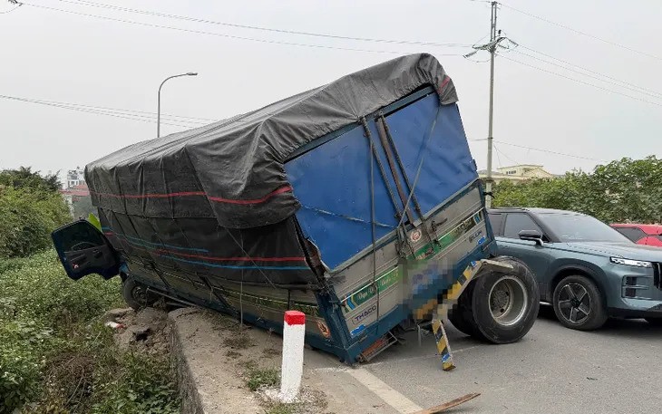 Tổng hợp tin tức tai nạn giao thông mới nhất ngày hôm nay 4/1/2026 Tổng hợp tin tức tai nạn giao thông mới nhất ngày hôm nay 4/1/2026