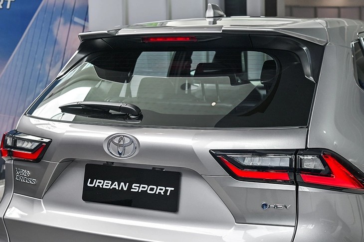 Toyota Yaris Cross 2026 tăng giá nhẹ đổi lại gói an toàn tiêu chuẩn Toyota Yaris Cross 2026 tăng giá nhẹ đổi lại gói an toàn tiêu chuẩn