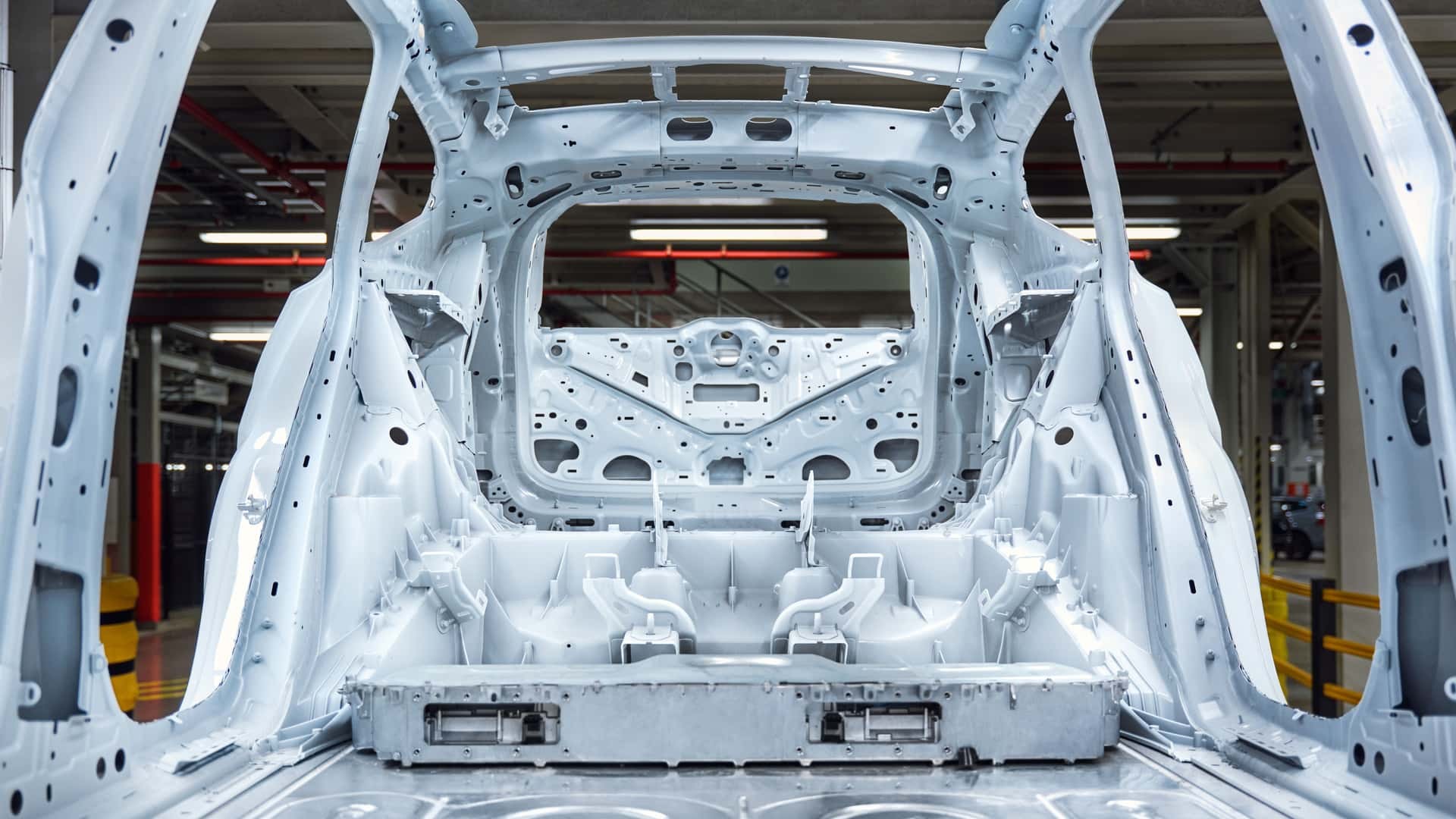 Xe điện Volvo EX60 đặt mục tiêu xóa tan nỗi lo về phạm vi di chuyển Hình ảnh khung xe của Volvo EX60