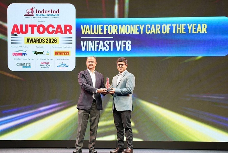 VinFast VF 6 được trao giải 'Mẫu xe đáng tiền nhất năm' tại Ấn Độ VinFast VF 6 được trao giải 'Mẫu xe đáng tiền nhất năm' tại Ấn Độ