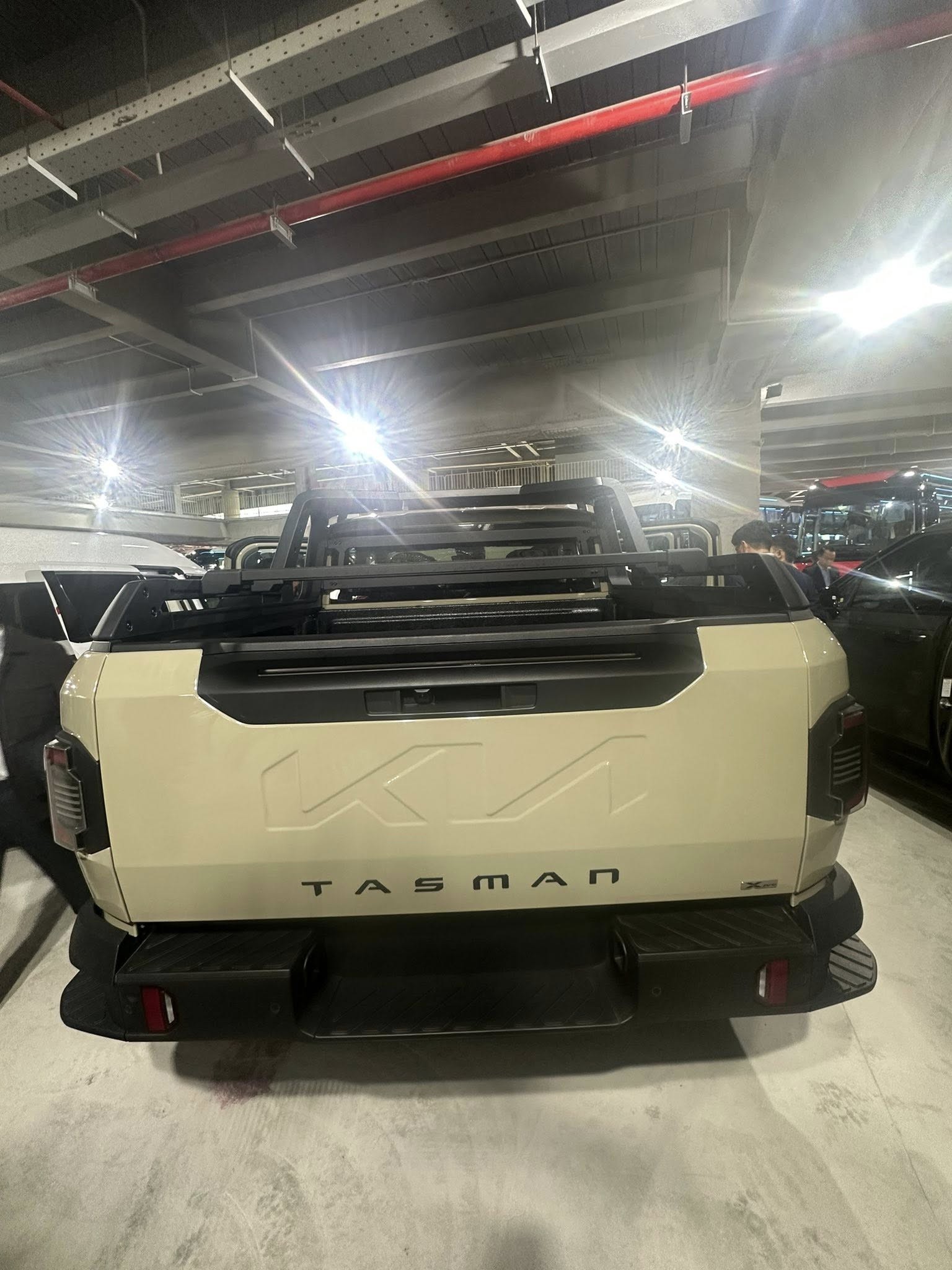 Kia Tasman xuất hiện chớp nhoáng tại Việt Nam hình ảnh Kia Tasman xuất hiện tại Việt Nam