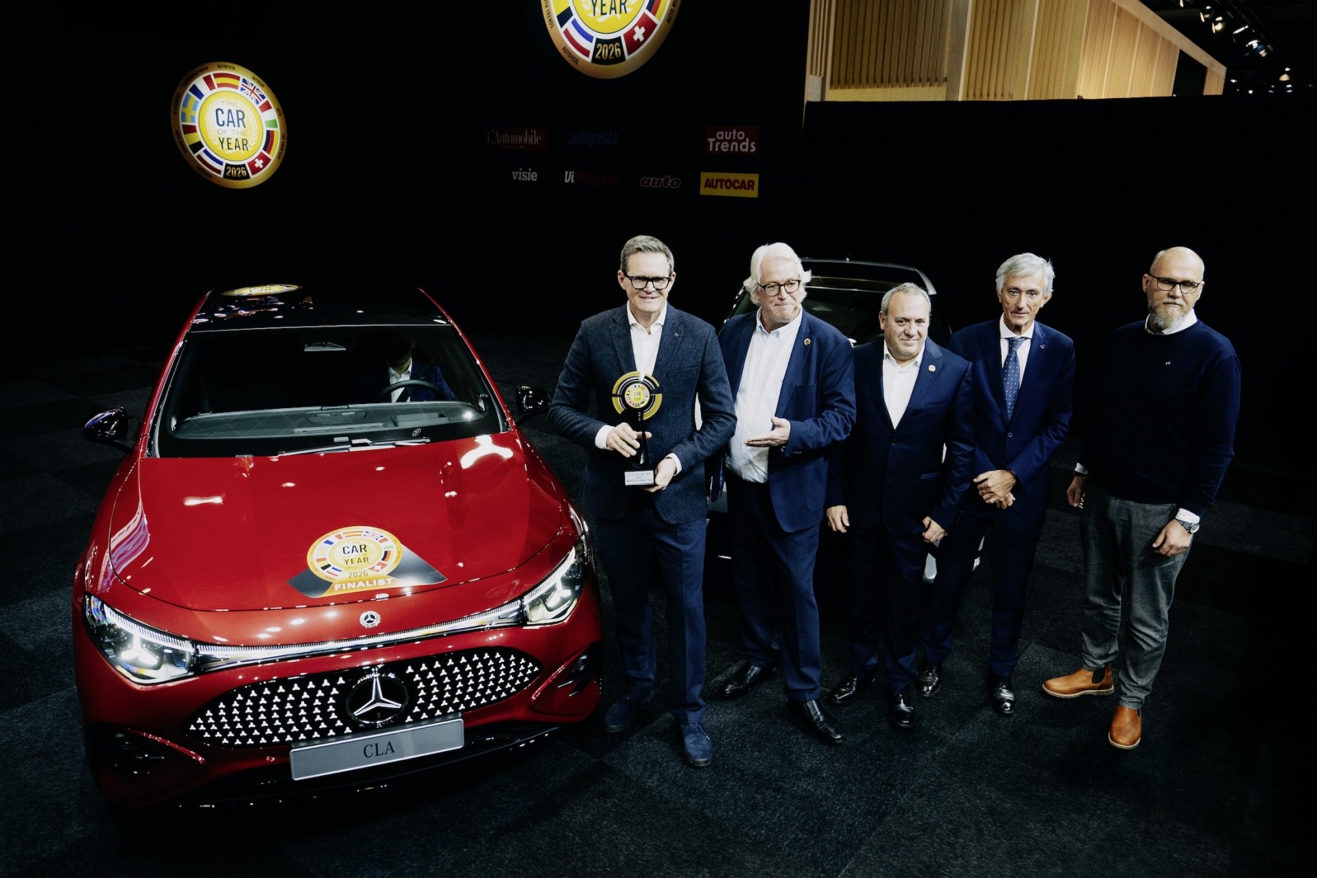 Mercedes-Benz CLA chạy điện thế hệ mới giành giải thưởng Xe của Năm tại Châu Âu 2026 Mercedes-Benz CLA thế hệ mới đã chiến thắng giải thưởng Xe của Năm tại Châu Âu 2026