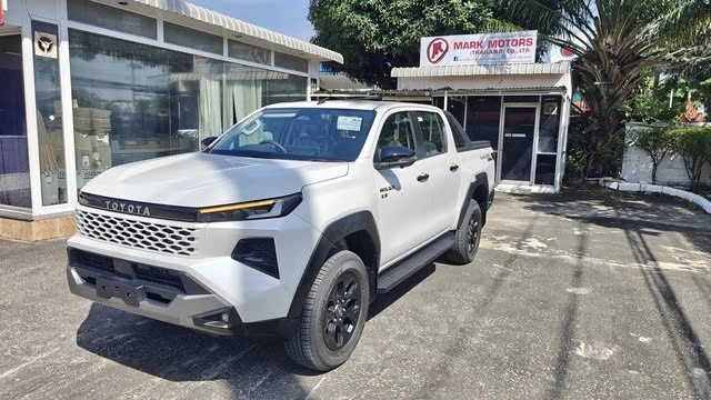 Toyota Hilux 2026 chốt lịch ra mắt tại Việt Nam vào 29/1 Toyota Hilux 2026 ra mắt
