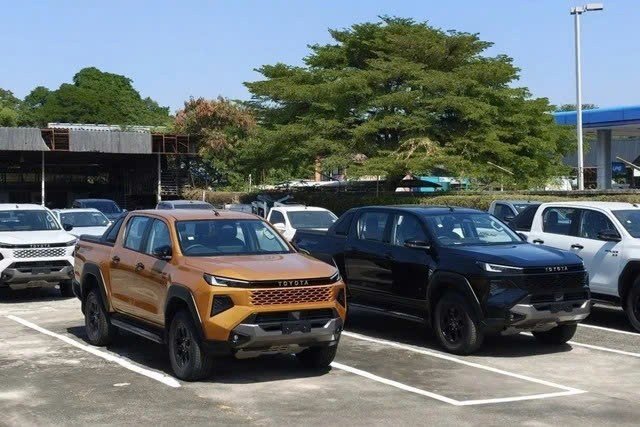 Toyota Hilux 2026 chốt lịch ra mắt tại Việt Nam vào 29/1 Toyota Hilux 2026 ra mắt