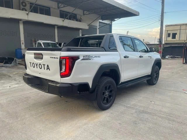 Toyota Hilux 2026 chốt lịch ra mắt tại Việt Nam vào 29/1 Toyota Hilux 2026 chốt lịch ra mắt tại Việt Nam vào 29/1