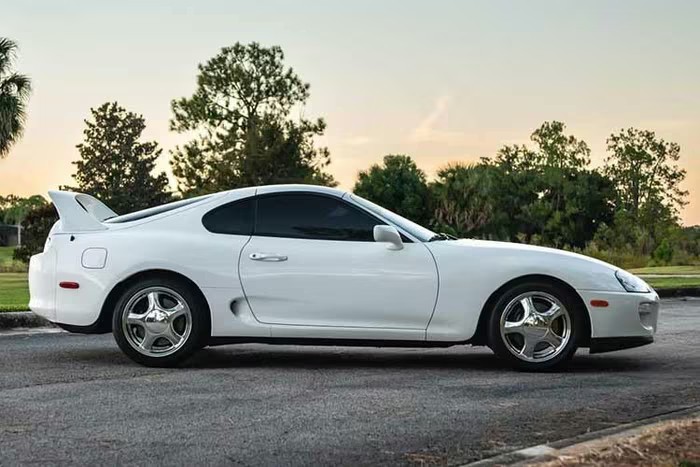 Toyota Supra Turbo 1998 có giá quý đổi lên tới 6,3 tỷ đồng Toyota Supra Turbo 1998 có giá quý đổi lên tới 6,3 tỷ đồng