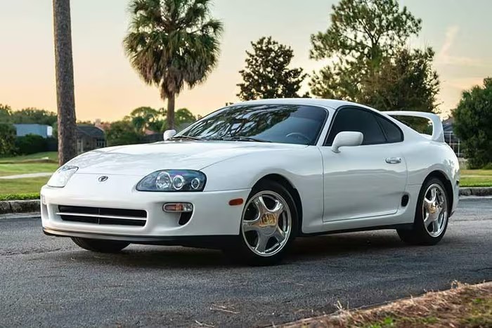 Toyota Supra Turbo 1998 lập kỷ lục mới tại phiên đấu giá Toyota Supra Turbo 1998 lập kỷ lục mới tại phiên đấu giá