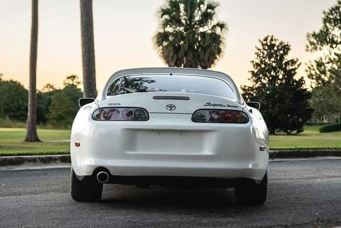 Toyota Supra Turbo 1998 có giá quý đổi lên tới 6,3 tỷ đồng Toyota Supra Turbo 1998 có giá quý đổi lên tới 6,3 tỷ đồng