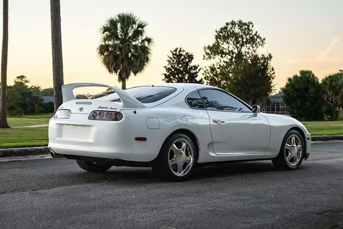 Toyota Supra Turbo 1998 có giá quý đổi lên tới 6,3 tỷ đồng Toyota Supra Turbo 1998 có giá quý đổi lên tới 6,3 tỷ đồng