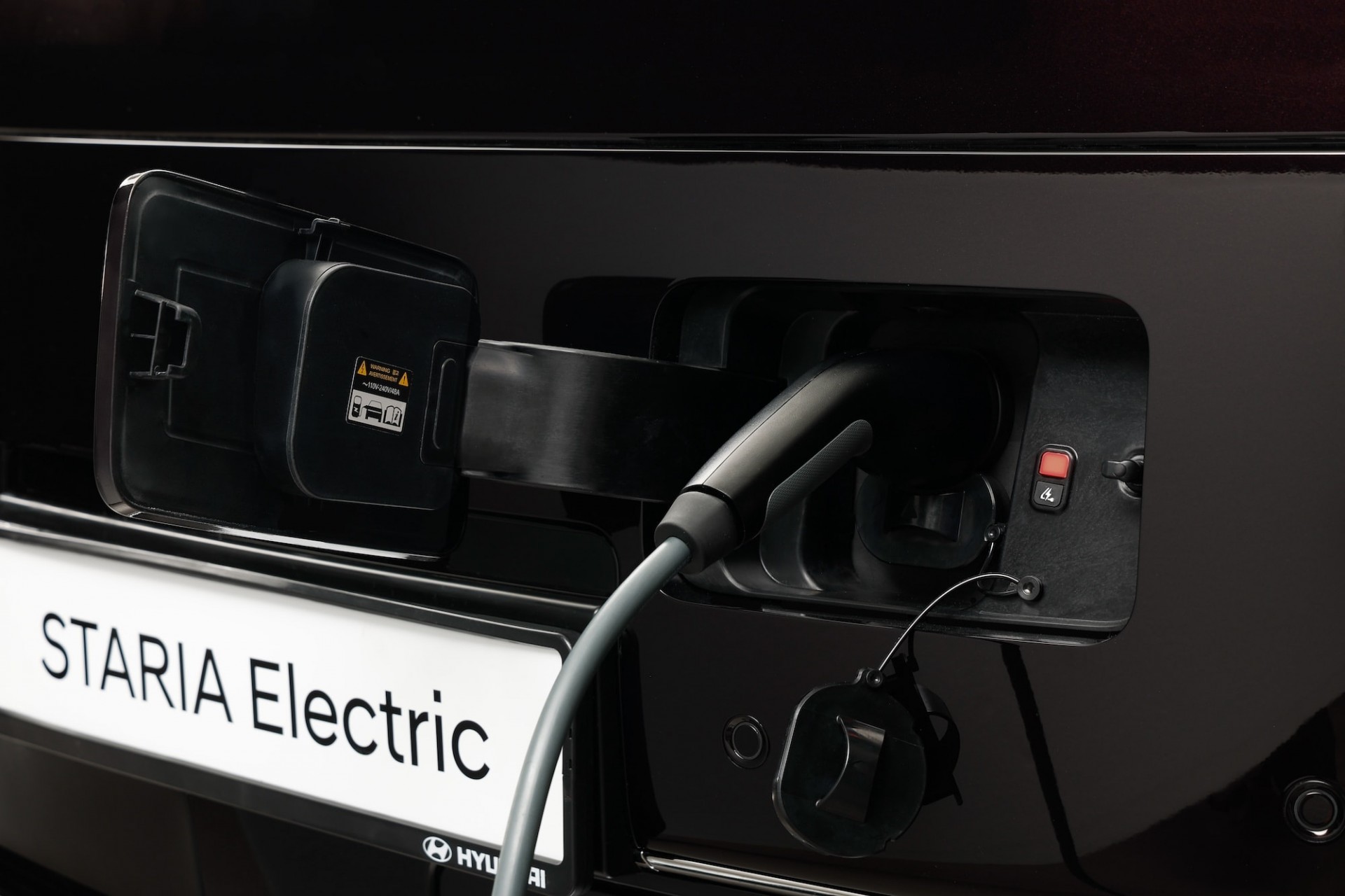 Cận cảnh Hyundai Staria EV 2026, sạc nhanh chỉ với 20 phút xe điện Hyundai Staria EV 2026