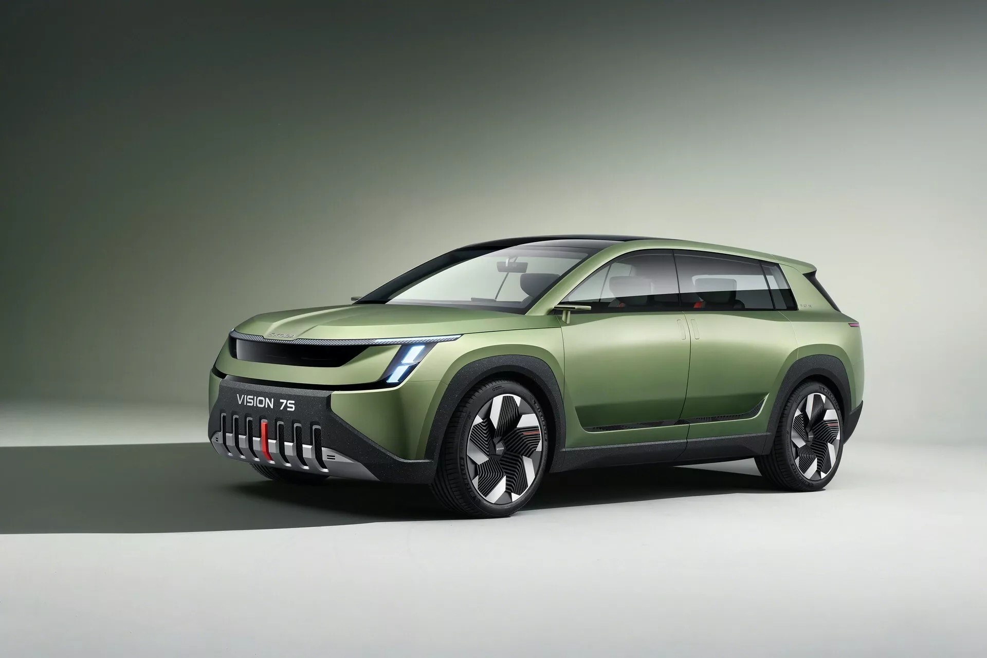 Skoda xác nhận mẫu SUV điện cỡ lớn, đắt giá nhất của hãng sẽ mang tên Peaq Mẫu concept Skoda Vision 7S được giới thiệu năm 2022