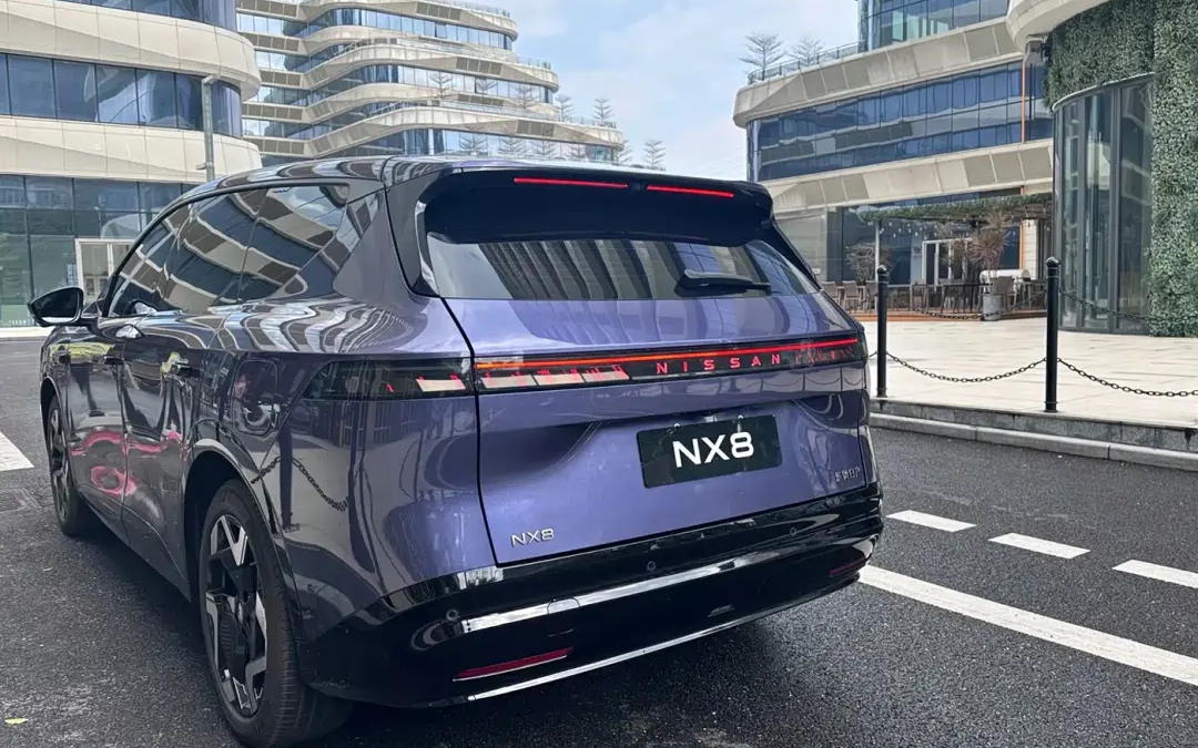 SUV điện Nissan NX8 lộ diện với thiết kế bắt mắt, trang bị nhiều công nghệ tại Trung Quốc Phía sau của Nissan NX8 2026
