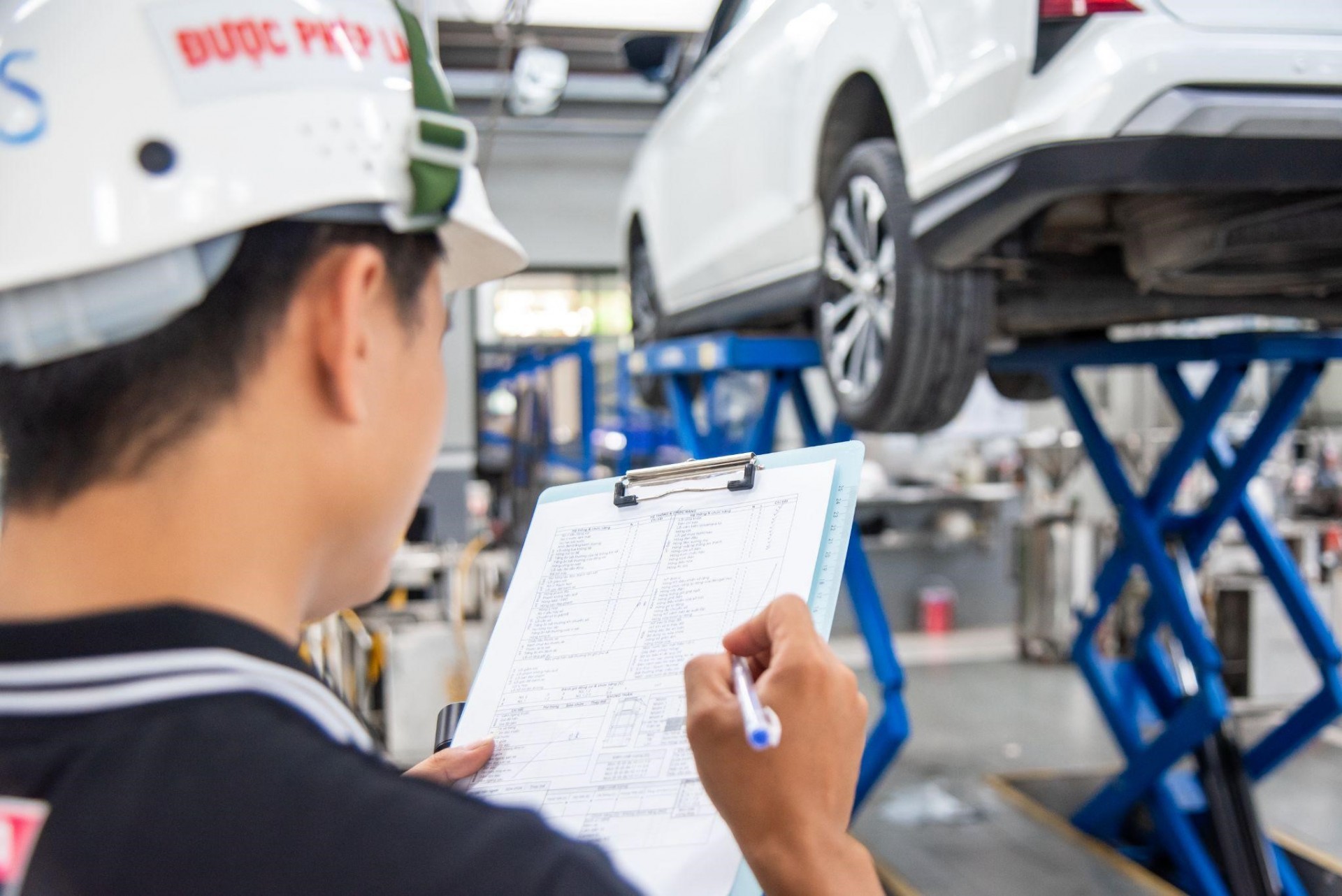 Veloz Cross - Mẫu MPV gia đình giữ giá tốt từ trải nghiệm thực tế: Khi chiếc xe không chỉ là tài sản Veloz Cross - Mẫu MPV gia đình giữ giá tốt từ trải nghiệm thực tế: Khi chiếc xe không chỉ là tài sản