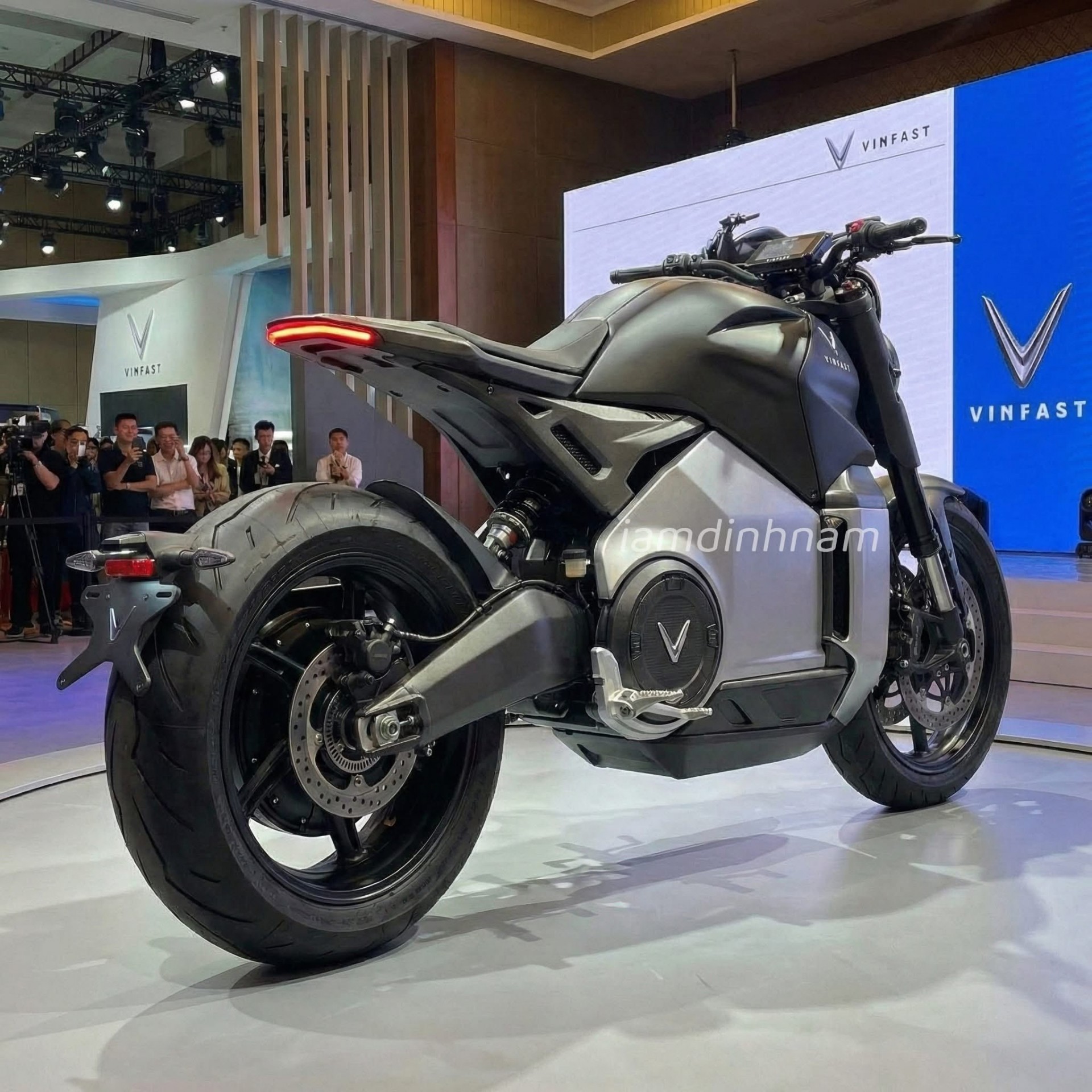 Hình ảnh mẫu mô tô điện VinFast công suất 4.500 W, tốc độ tối đa 100 km/h