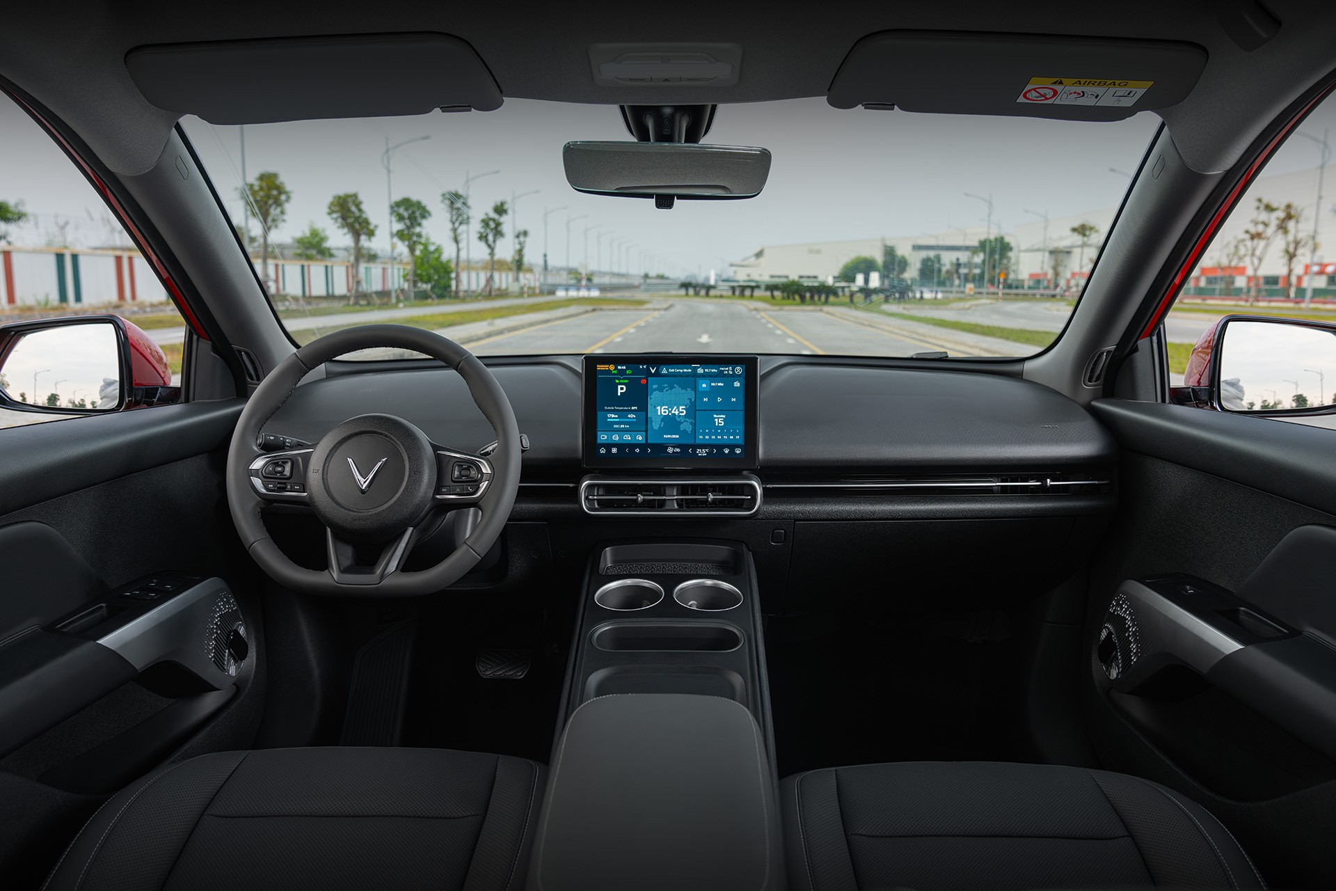 giá xe VinFast MPV 7 chỗ mới ra mắt