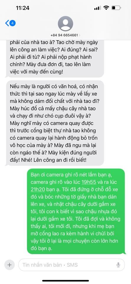 Đỗ xe bên đường bị vật nhọn cào xước, người phụ nữ phản ánh thì nhận được sự thách thức Đỗ xe bên đường bị vật nhọn cào xước, người phụ nữ phản ánh thì nhận được sự thách thức