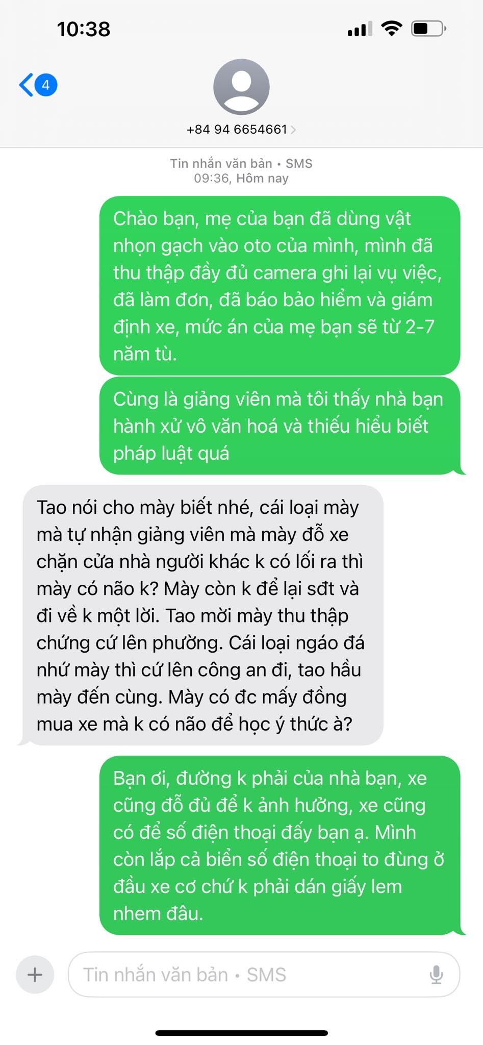 Bị hại yêu cầu bồi thường 600 triệu đồng trong vụ cào xước ô tô Mercedes tại Hà Nội Bị hại yêu cầu bồi thường 600 triệu đồng trong vụ cào xước ô tô Mercedes tại Hà Nội