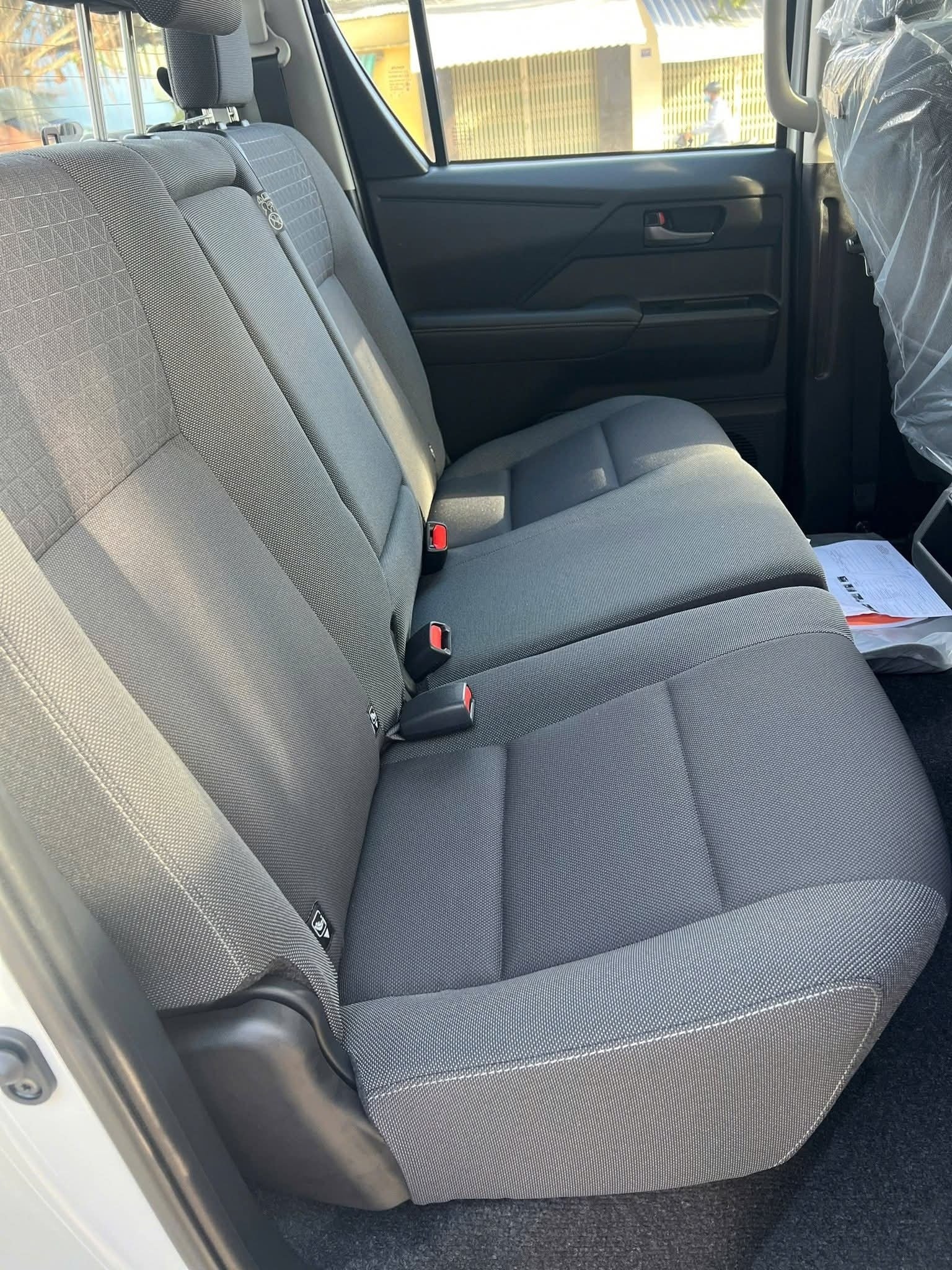 Hình ảnh Toyota Hilux mới, xuất hiện ở đại lý trước thềm ra mắt Hình ảnh Toyota Hilux mới, xuất hiện ở đại lý trước thềm ra mắt