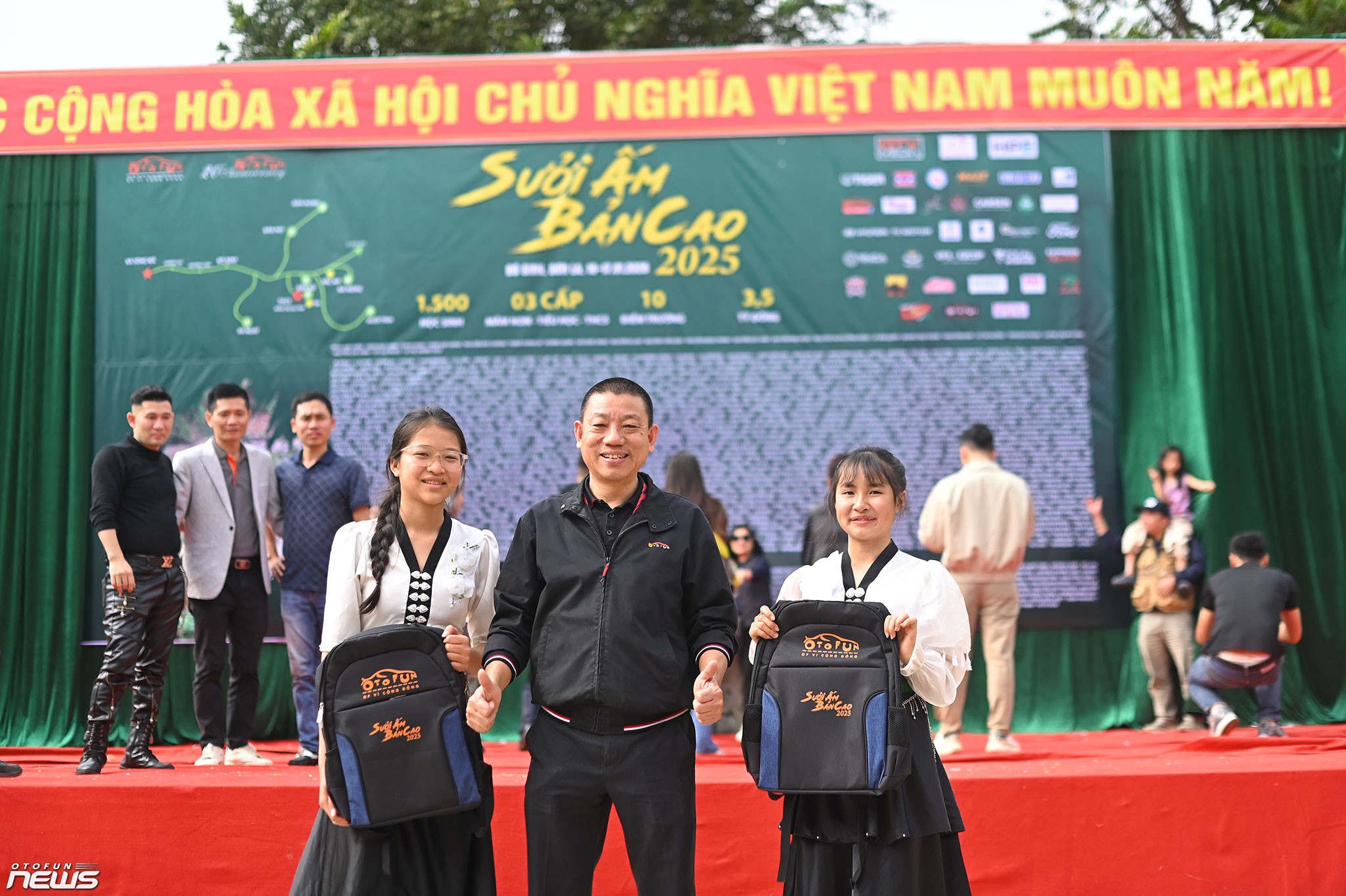 Sưởi Ấm Bản Cao (SABC) 2025 - Phần 2: Những nụ cười ở Bó Sinh