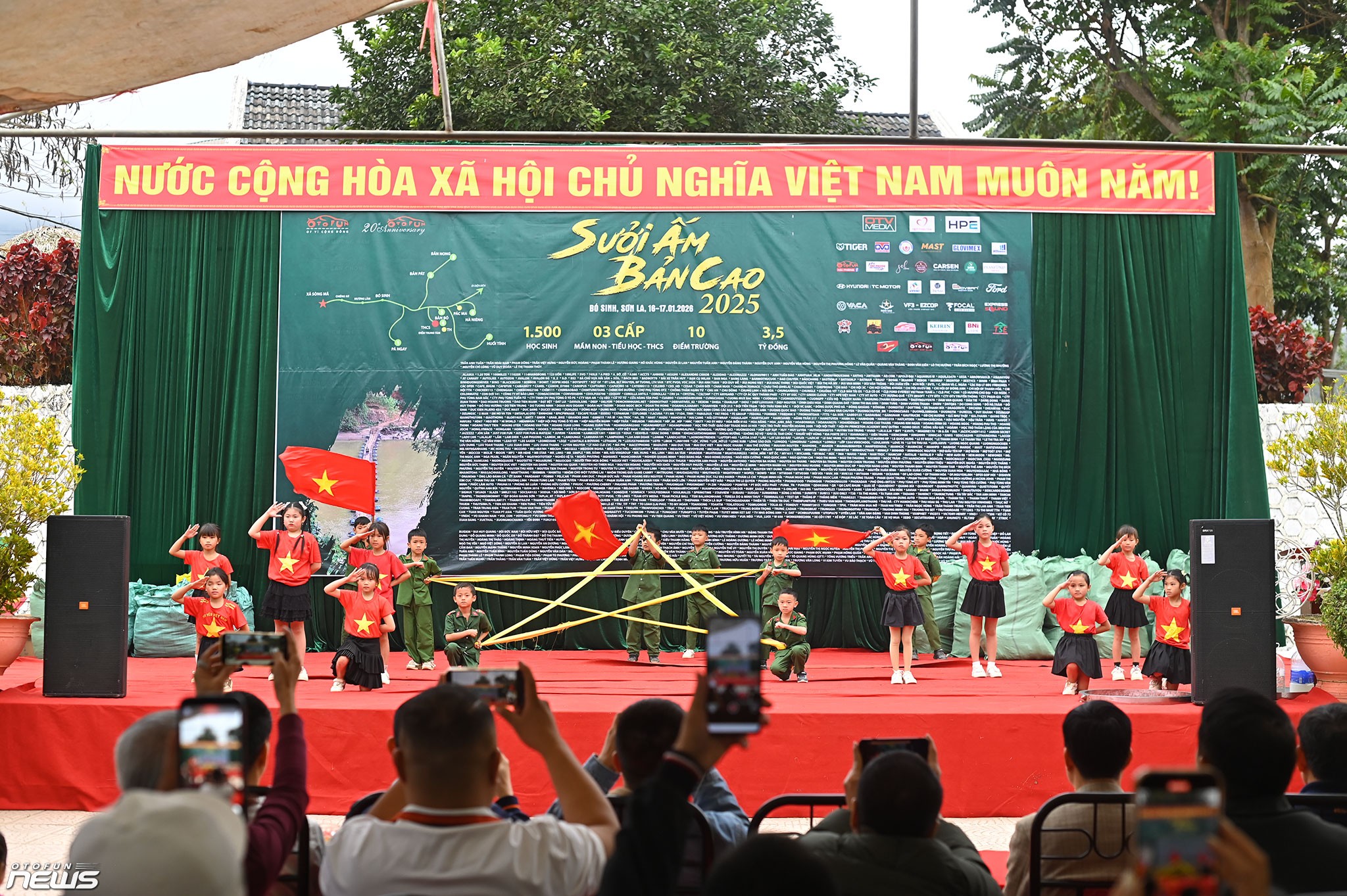 Sưởi Ấm Bản Cao (SABC) 2025 - Phần 2: Những nụ cười ở Bó Sinh