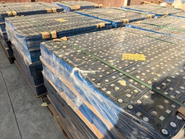 Tình trạng tái chế pin xe điện tại Trung Quốc: Tràn ngập các xưởng chui, rủi ro môi trường và an toàn Sự thiếu quy chuẩn và an toàn trong cách xử lý pin xe điện tại các xưởng chui là nguy cơ với môi trường và ngành tái chế pin chính thống