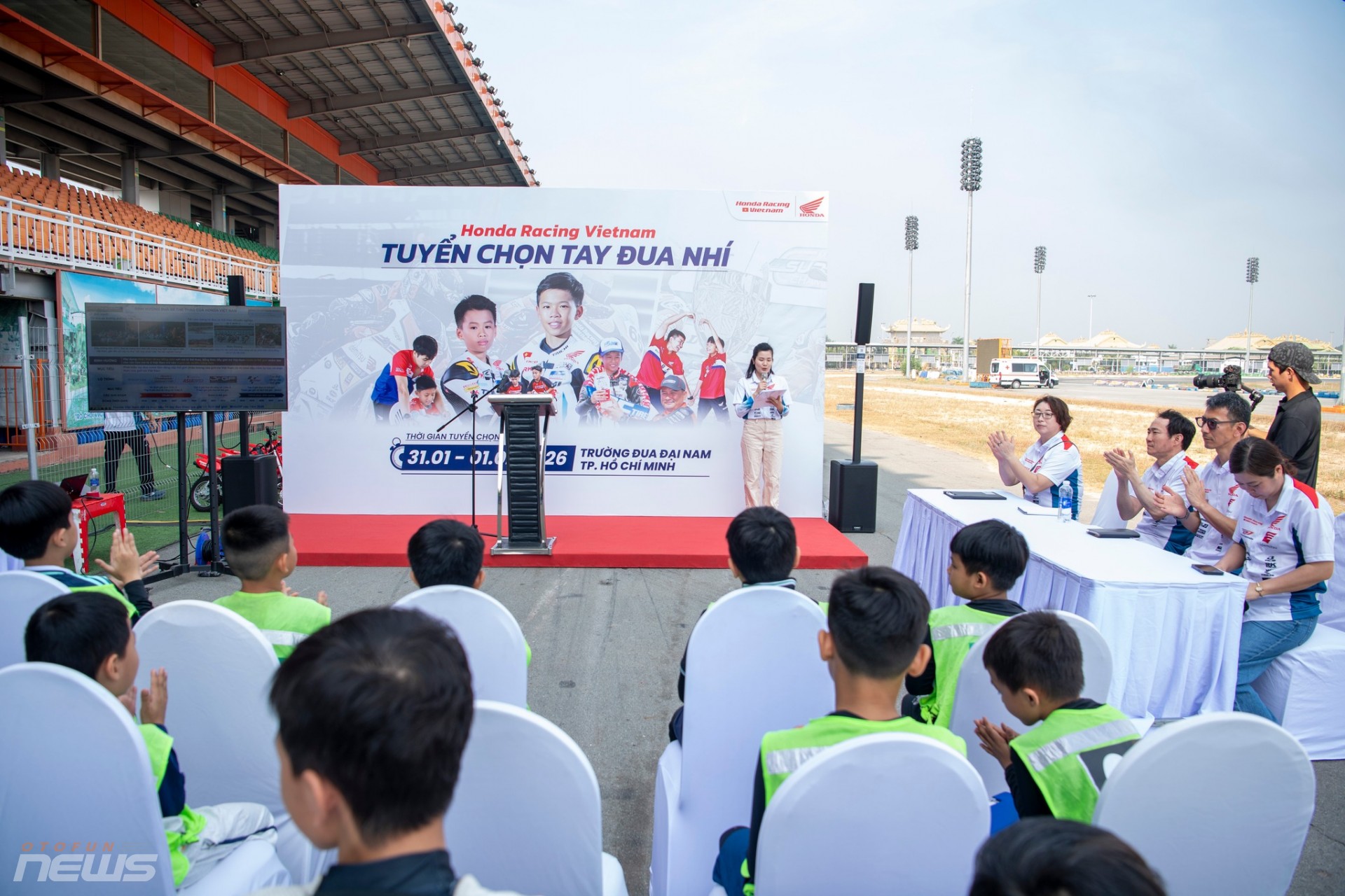 Sôi nổi vòng tuyển chọn Tài năng đua xe nhí 2026 tại Trường đua Đại Nam Sôi nổi vòng tuyển chọn Tài năng đua xe nhí 2026 tại Trường đua Đại Nam