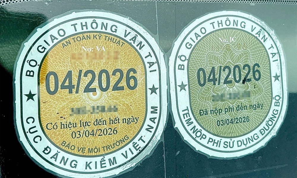 Đề xuất bỏ dán tem kiểm định trên kính ô tô, chuyển sang chứng nhận điện tử Đề xuất bỏ dán tem kiểm định trên kính ô tô, chuyển sang chứng nhận điện tử