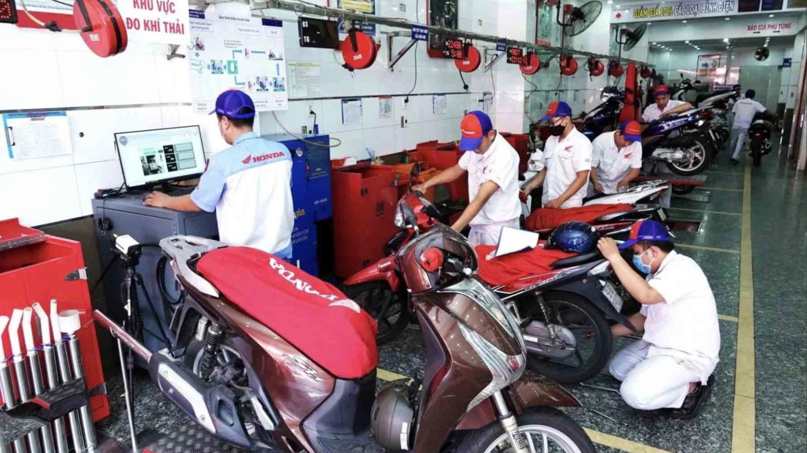 Sắp kiểm định khí thải xe máy, đề xuất thành lập Hiệp hội Bảo dưỡng, Sửa chữa Xe cơ giới Sắp kiểm định khí thải xe máy, đề xuất thành lập Hiệp hội Bảo dưỡng, Sửa chữa Xe cơ giới