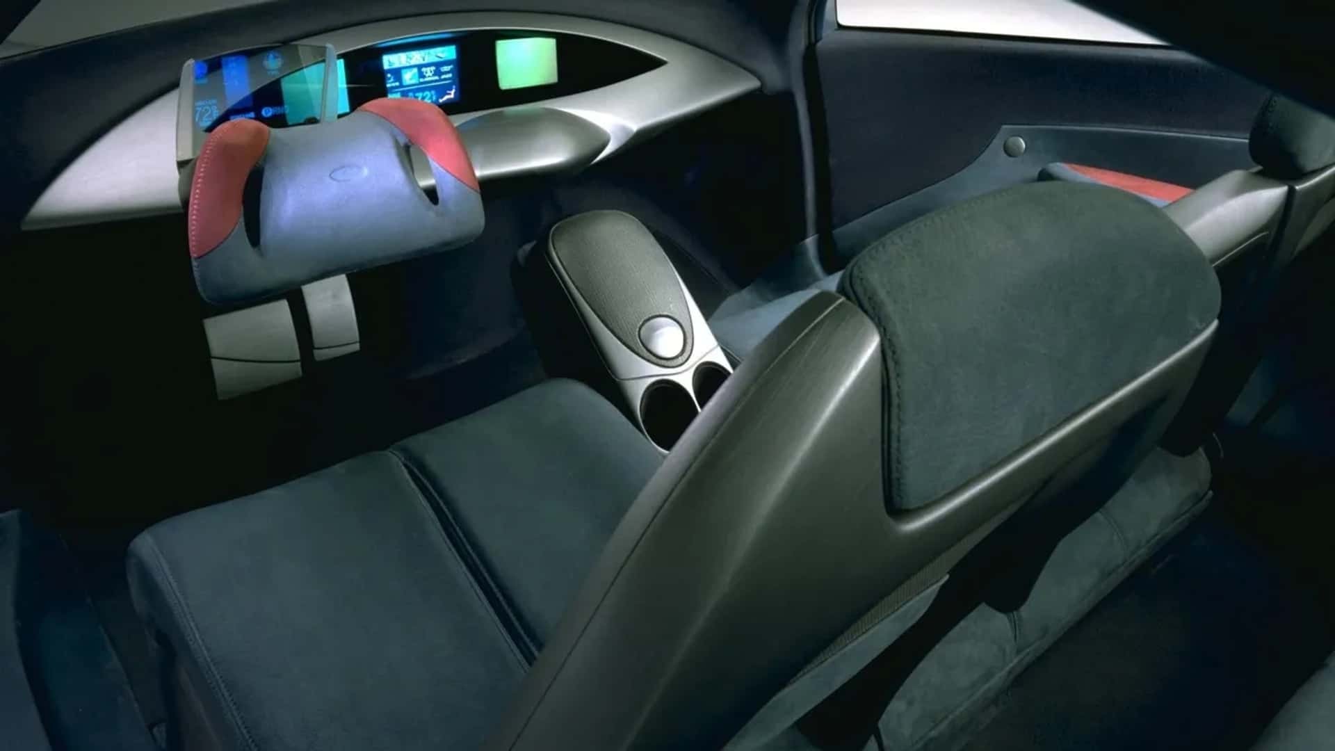 Ra đời cách đây 30 năm, Ford Synergy đã dự đoán chuẩn xu hướng xe điện mở rộng phạm vi Khoang cabin của Ford Synergy
