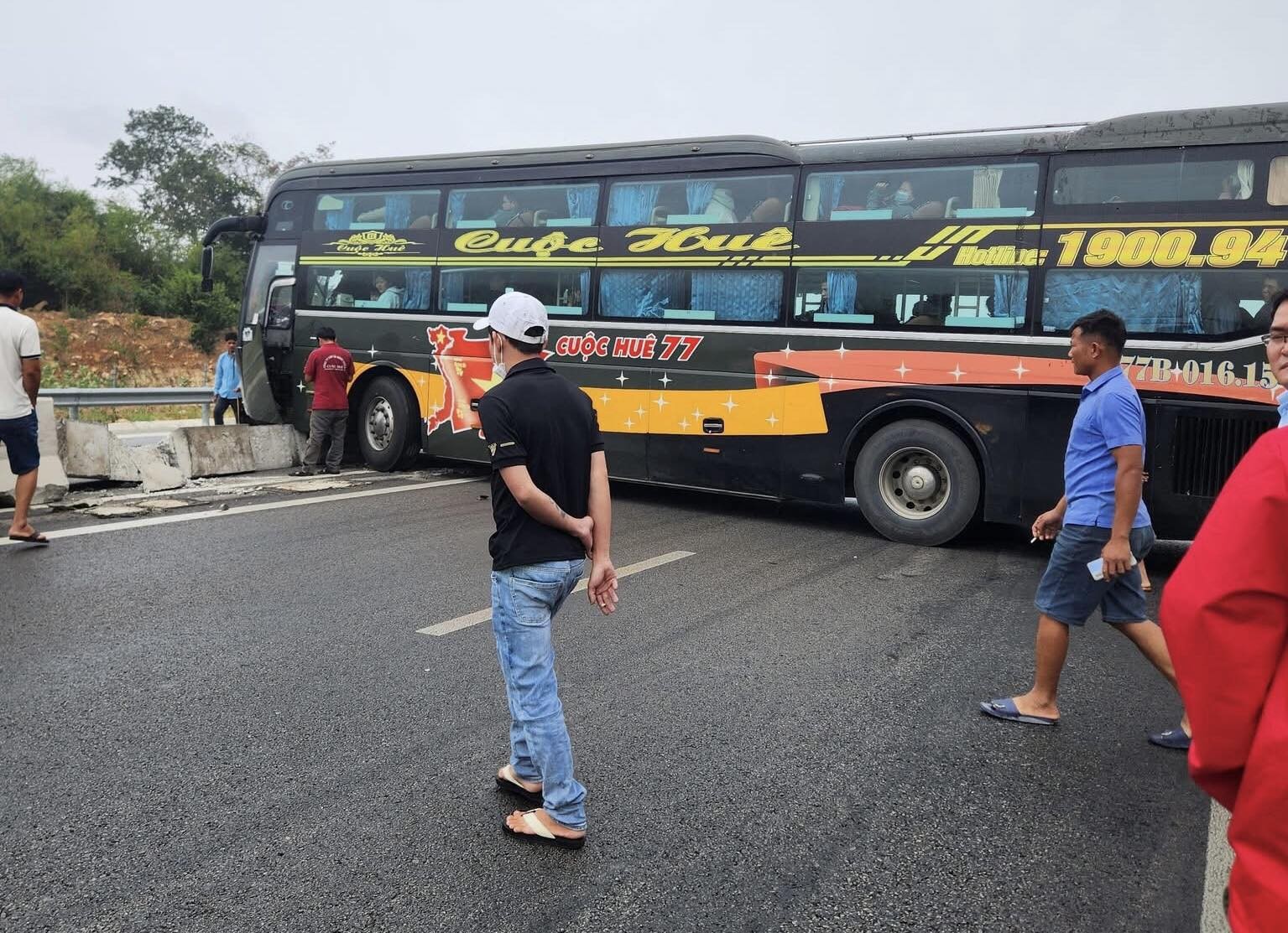Tổng hợp tin tức tai nạn giao thông mới nhất ngày hôm nay 11/2/2026 Tổng hợp tin tức tai nạn giao thông mới nhất ngày hôm nay 11/2/2026