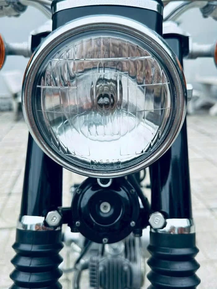 Honda 67 đời 1967 nguyên bản tại Gia Lai giá 2,2 tỷ đồng gây sốt Honda 67 đời 1967 nguyên bản tại Gia Lai giá 2,2 tỷ đồng gây sốt