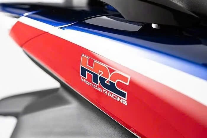 Xe máy Honda SH150i Special Edition HRC gần 300 triệu sắp về Việt Nam Xe máy Honda SH150i Special Edition HRC gần 300 triệu sắp về Việt Nam