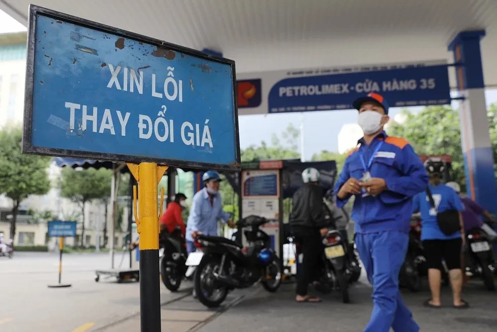 Giá xăng dầu trong nước ngày hôm nay 9/3/2026 tiếp tục tăng Giá xăng dầu ngày hôm nay 9/3/2026