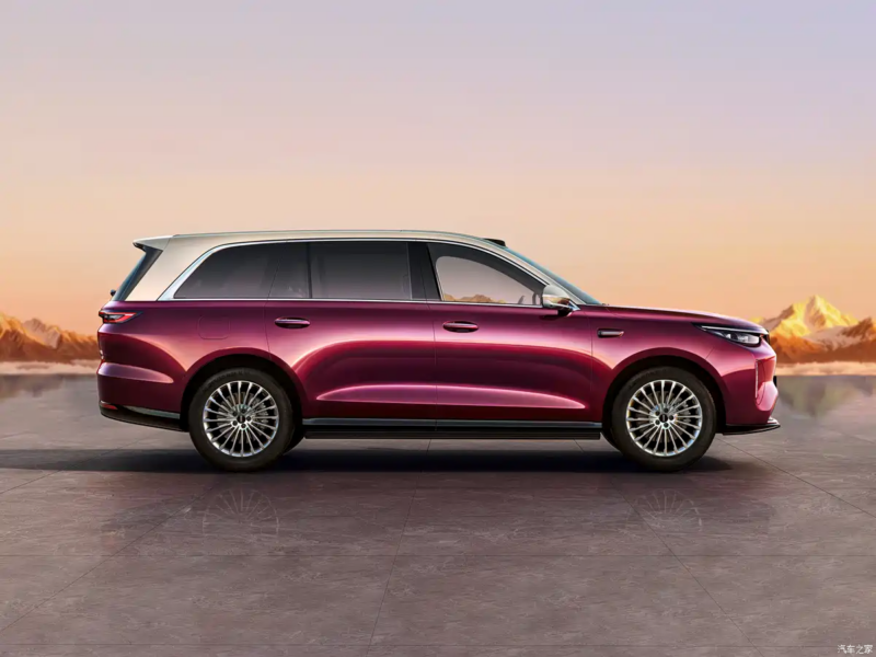 GWM Wey V9X ra mắt với định vị SUV hạng sang, cấu hình 6 chỗ kèm hệ truyền động PHEV Phía bên của GWM Wey V9X