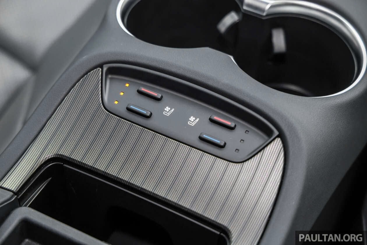 Mẫu xe 'huyền thoại' của Toyota tại Việt Nam một thời vừa ra mắt thị trường Đông Nam Á Mẫu xe 'huyền thoại' của Toyota tại Việt Nam một thời vừa ra mắt thị trường Đông Nam Á