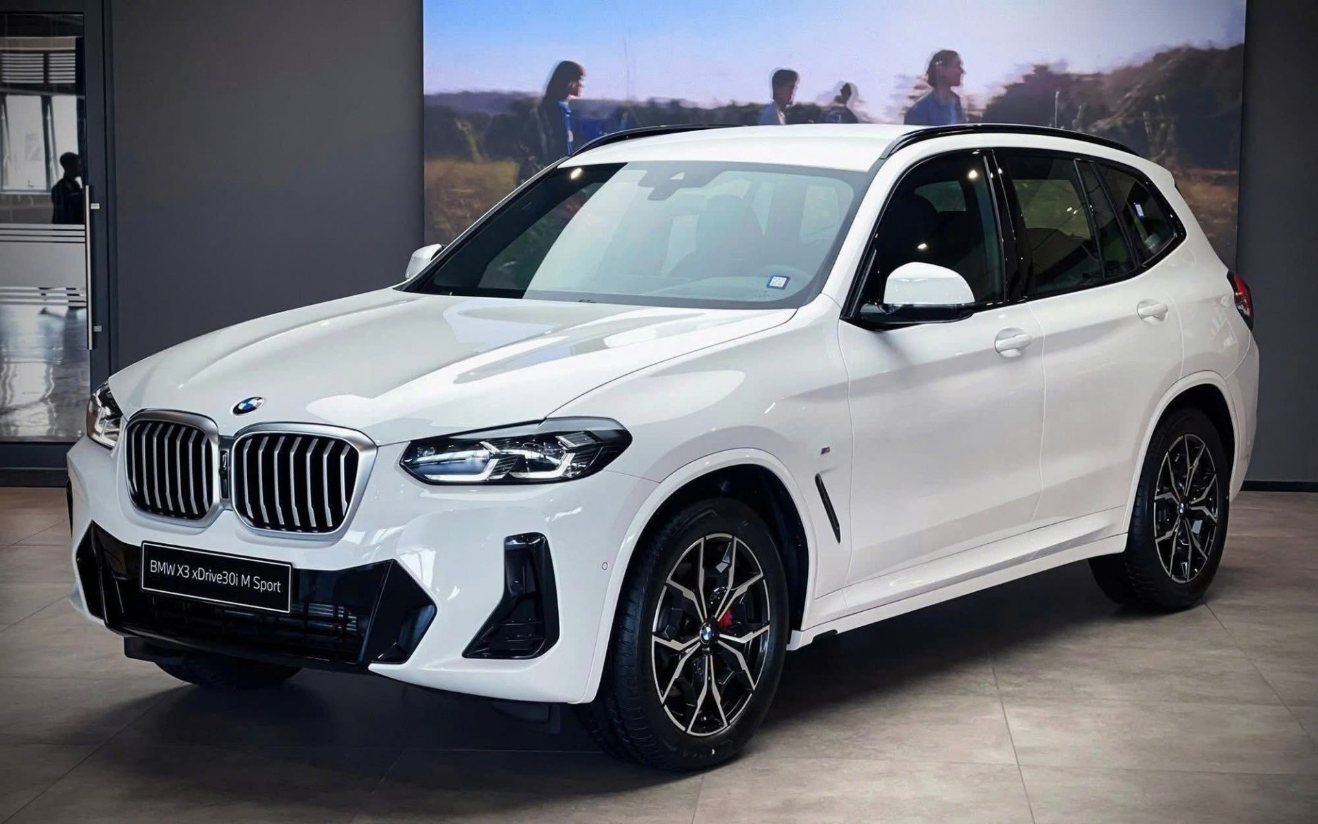 BMW X3 giảm giá 400 triệu đồng tại đại lý BMW X3 giảm giá 400 triệu
