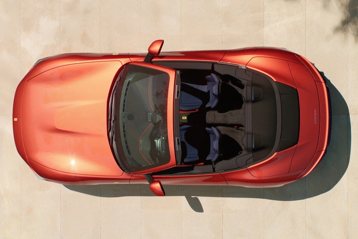 Ferrari giới thiệu Amalfi Spider, siêu xe 2+2 chỗ thiên về trải nghiệm hàng ngày Ferrari giới thiệu Amalfi Spider, siêu xe 2+2 chỗ thiên về trải nghiệm hàng ngày