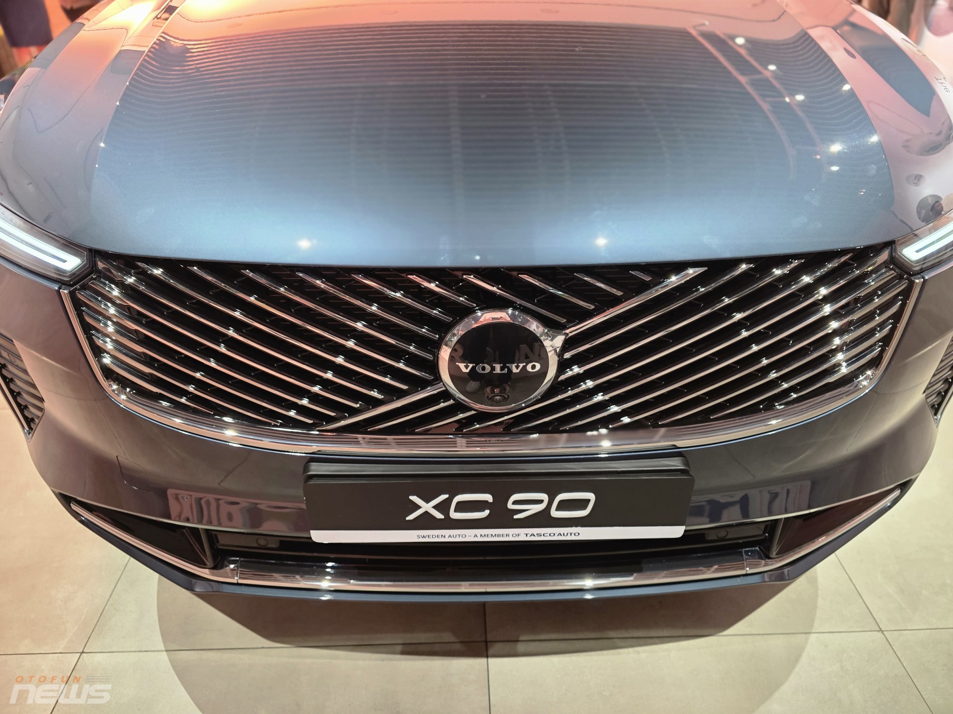 Volvo XC90 2026 ra mắt giá 3,289 tỷ đồng, giảm so với trước và đổi động cơ Volvo XC90 2026 ra mắt giá 3,289 tỷ đồng, giảm so với trước và đổi động cơ