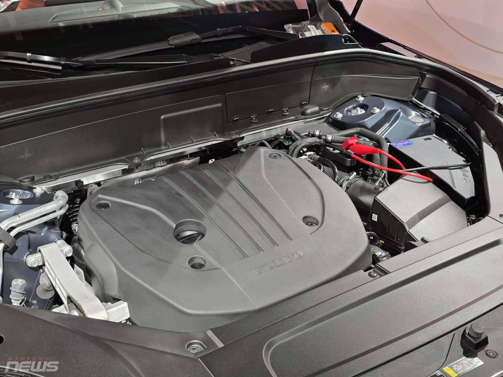 Volvo XC90 2026 về Việt Nam giá 3,289 tỷ đồng, đổi động cơ và hạ thấp ngưỡng tiếp cận Volvo XC90 2026 về Việt Nam giá 3,289 tỷ đồng, đổi động cơ và hạ thấp ngưỡng tiếp cận