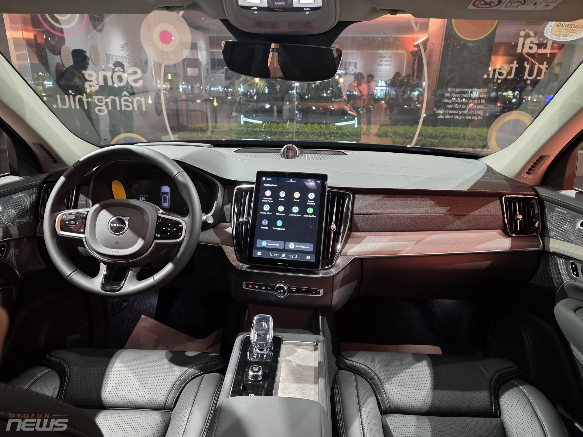 Volvo XC90 2026 ra mắt giá 3,289 tỷ đồng, giảm so với trước và đổi động cơ Volvo XC90 2026 ra mắt giá 3,289 tỷ đồng, giảm so với trước và đổi động cơ