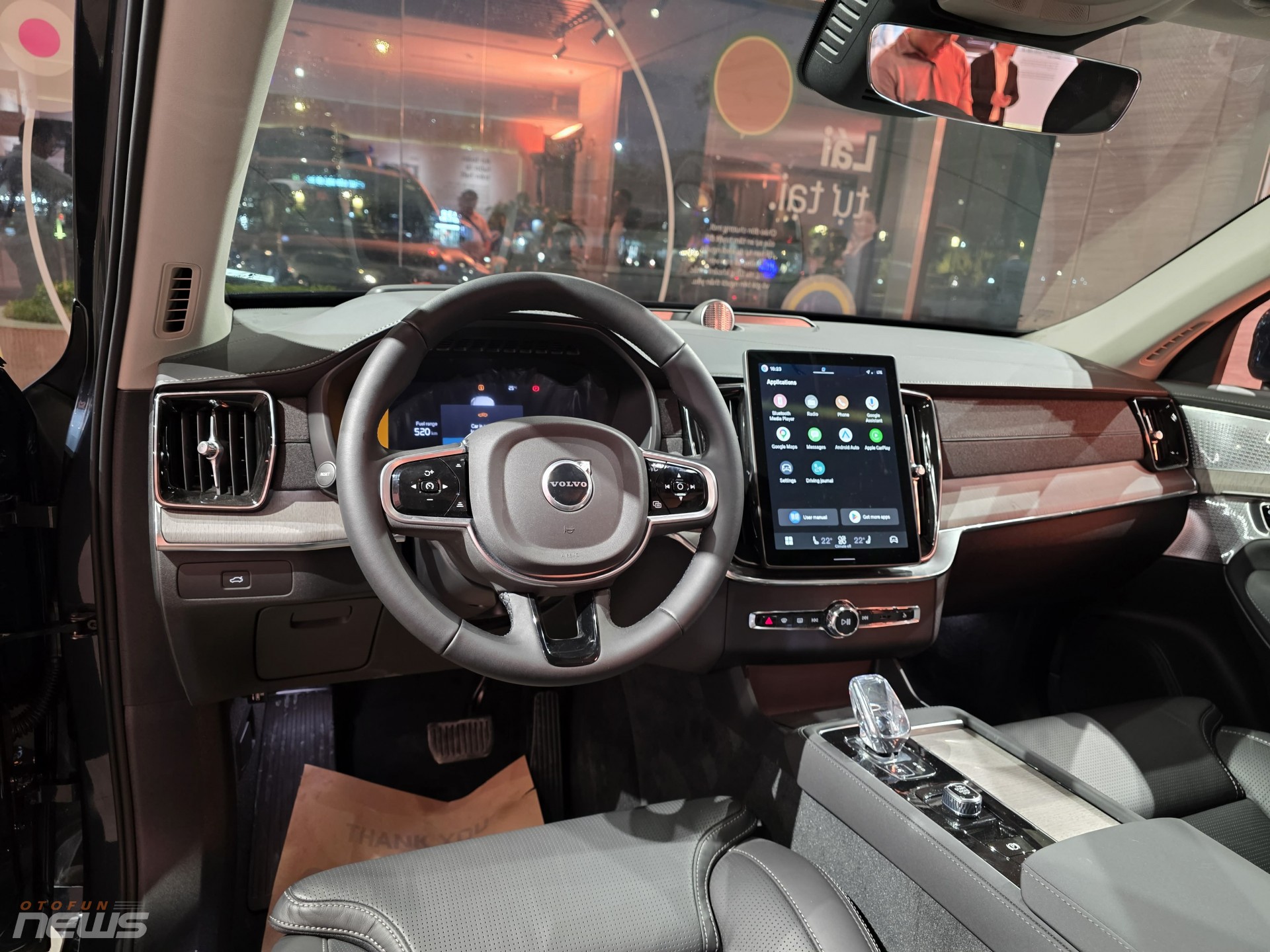 Volvo XC90 2026 ra mắt giá 3,289 tỷ đồng, giảm so với trước và đổi động cơ Volvo XC90 2026 ra mắt giá 3,289 tỷ đồng, giảm so với trước và đổi động cơ