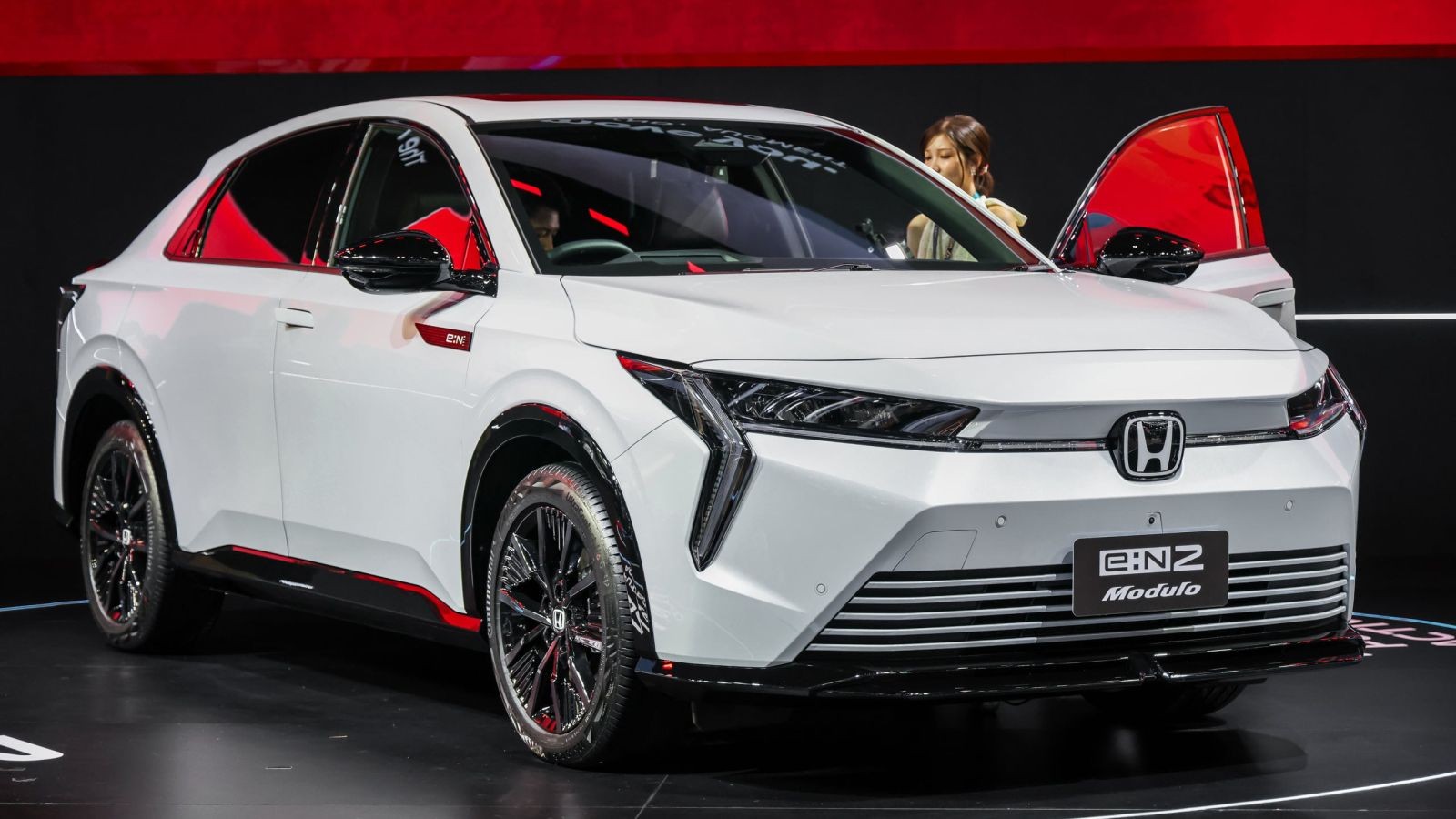 Honda e:N2 ra mắt tại Bangkok, SUV điện cỡ C giá từ Honda e:N2 ra mắt tại Bangkok, SUV điện cỡ C giá từ
