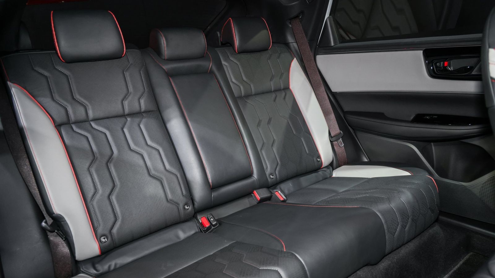 Honda e:N2 ra mắt tại Bangkok, SUV điện cỡ C giá từ Honda e:N2 ra mắt tại Bangkok, SUV điện cỡ C giá từ